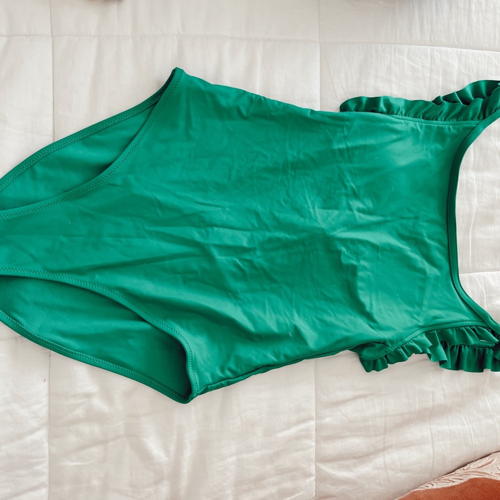 WOMENS GREEN SWIMSUIT